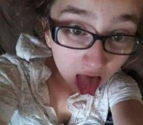 ⎝⎝❤▃❀❀▃❤⎠⎠21- years old???young-girl wants daddy⎝⎝❤▃❀❀▃❤⎠⎠
