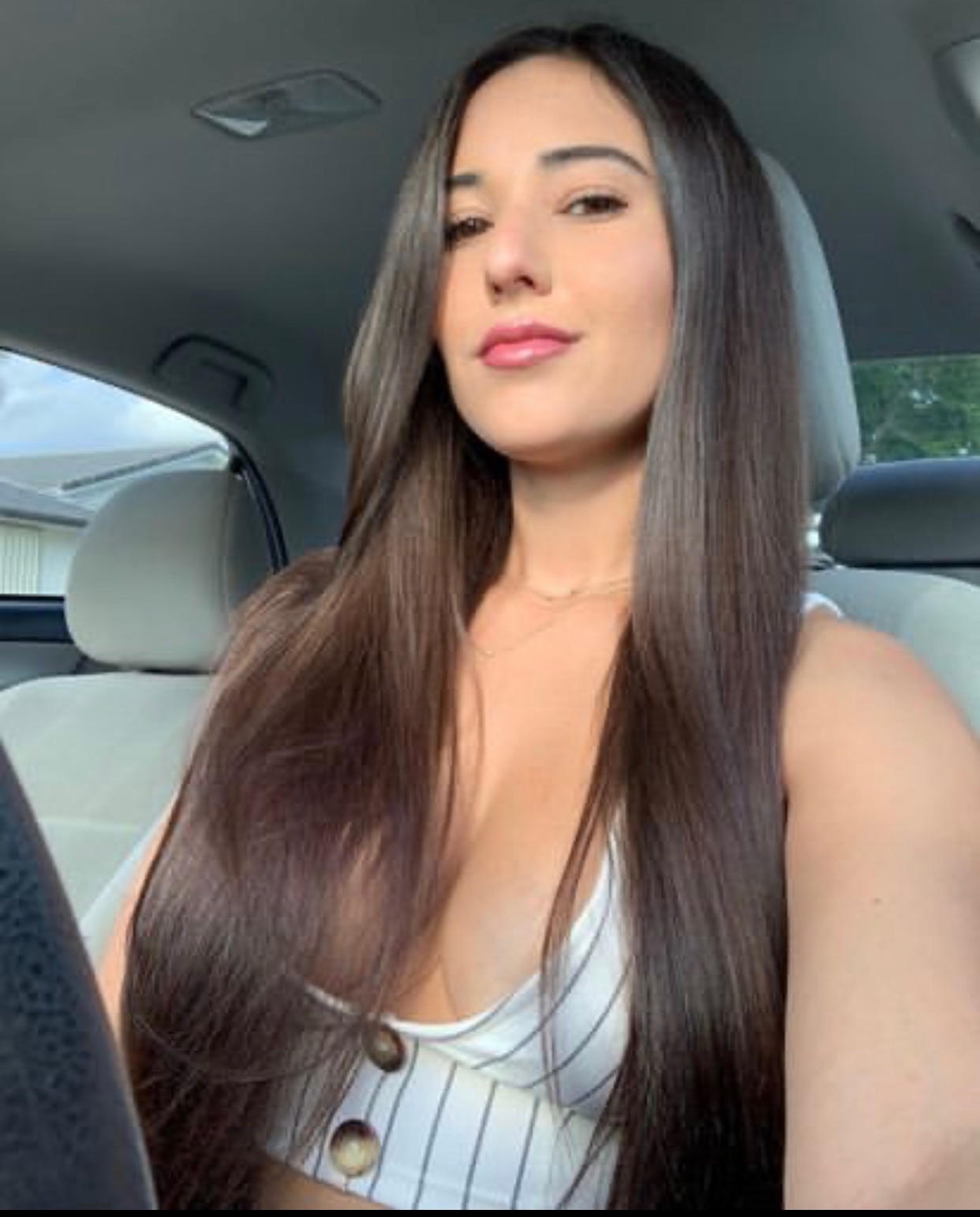 sweet and hot, ready for sex and for any romantic touch MASSAGE