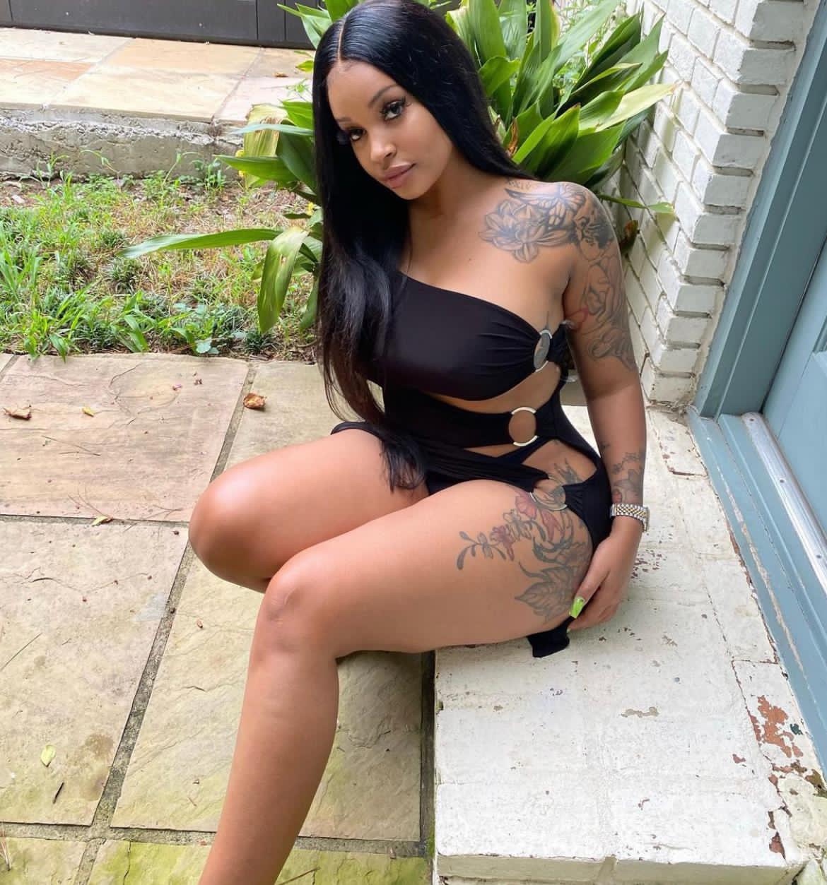 Beauty Queen Girl_Hot Body,Tight & clean PuSssy? Love Doggy Style and Anal?