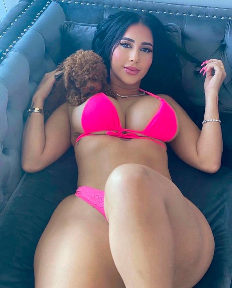 hot babe in town