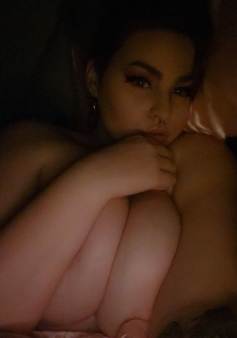 I am bored and horny I am down to fuck I will give you the best service ??