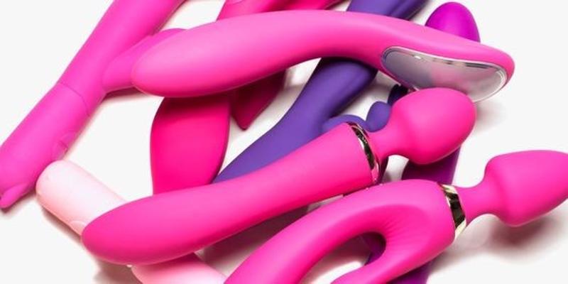 Shop 2 Sex Toys To Get Flat 60% Off On 2nd Item | Call/WA 9830983141