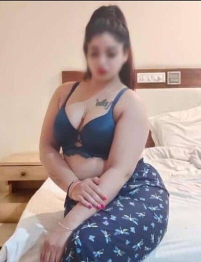 9582303131, Low Rate Call Girls Service In Hauz Khas, Delhi