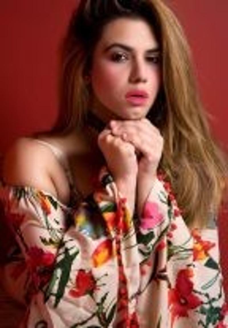 Doorstep* Call Girls in Sandal Suites by Lemon Tree Hotels Noida꧁❤ 8929205090 ❤꧂