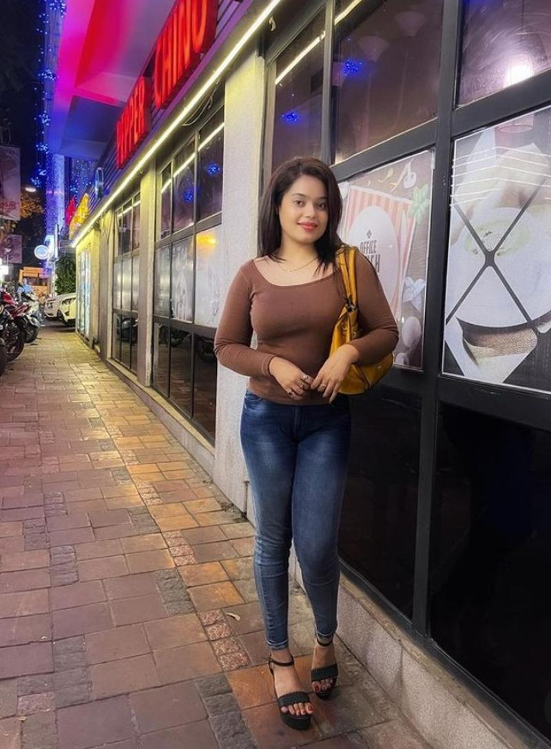 ꧁୨Call Girls In Shalimar Bagh Delhi ｡ﾟ❀9990190380❀ *Escorts ServiCes Delhi