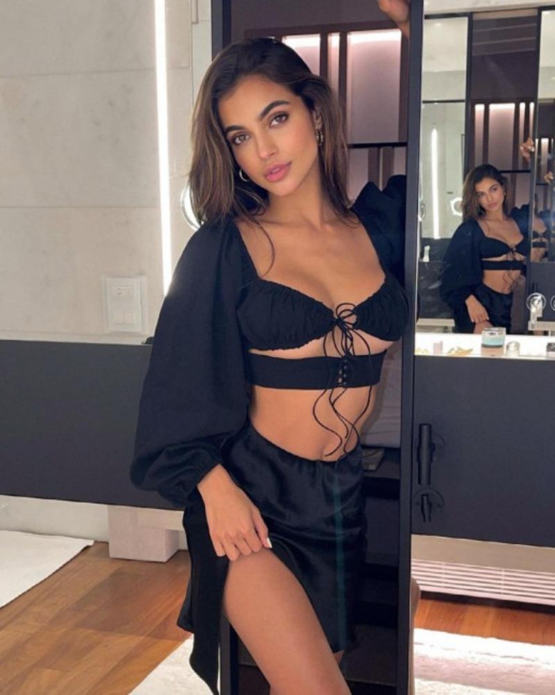 ꧁୨Call Girls In Hauz Khas Delhi ｡ﾟ❀9990190380❀ *Escorts ServiCes Delhi