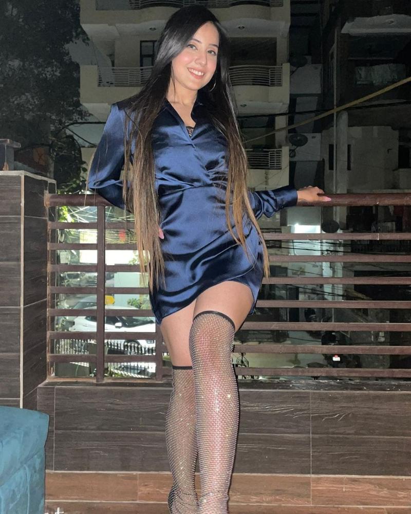 ꧁୨Call Girls In Chanakyapuri Delhi ｡ﾟ❀9990190380❀ *Escorts ServiCes Delhi