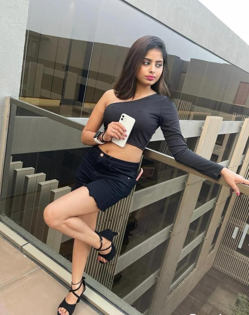 ꧁୨Call Girls In Chanakyapuri Delhi ｡ﾟ❀9990190380❀ *Escorts ServiCes Delhi