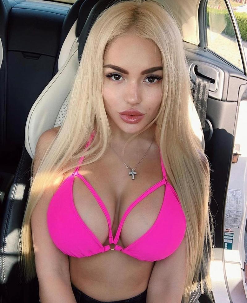 ꧁୨Call Girls In Bank Enclave Delhi ｡ﾟ❀9990190380❀ *Escorts ServiCes Delhi