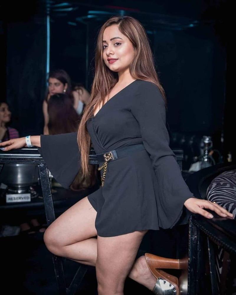 Call Girl In Masoodpur 8826553909 Call Girl Escort Service Delhi NcR