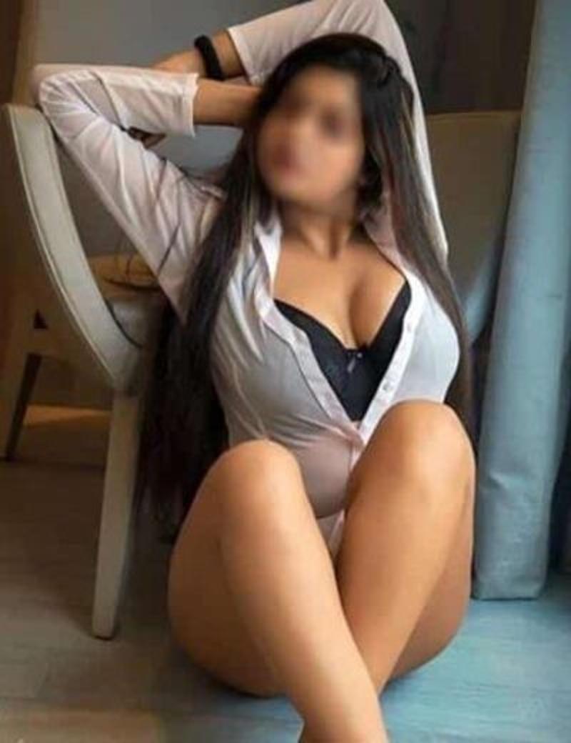 9911065777, Cheap rate Call girls in Connaught Place (Delhi)