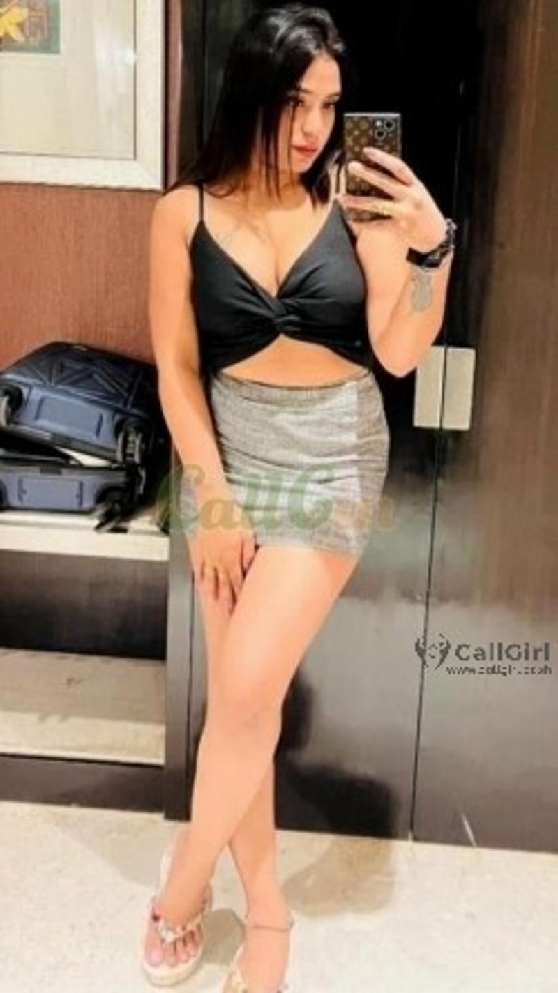 24/7 Call Girls In Sect 53 Noida 9990411176 Escort Service Delhi NCR
