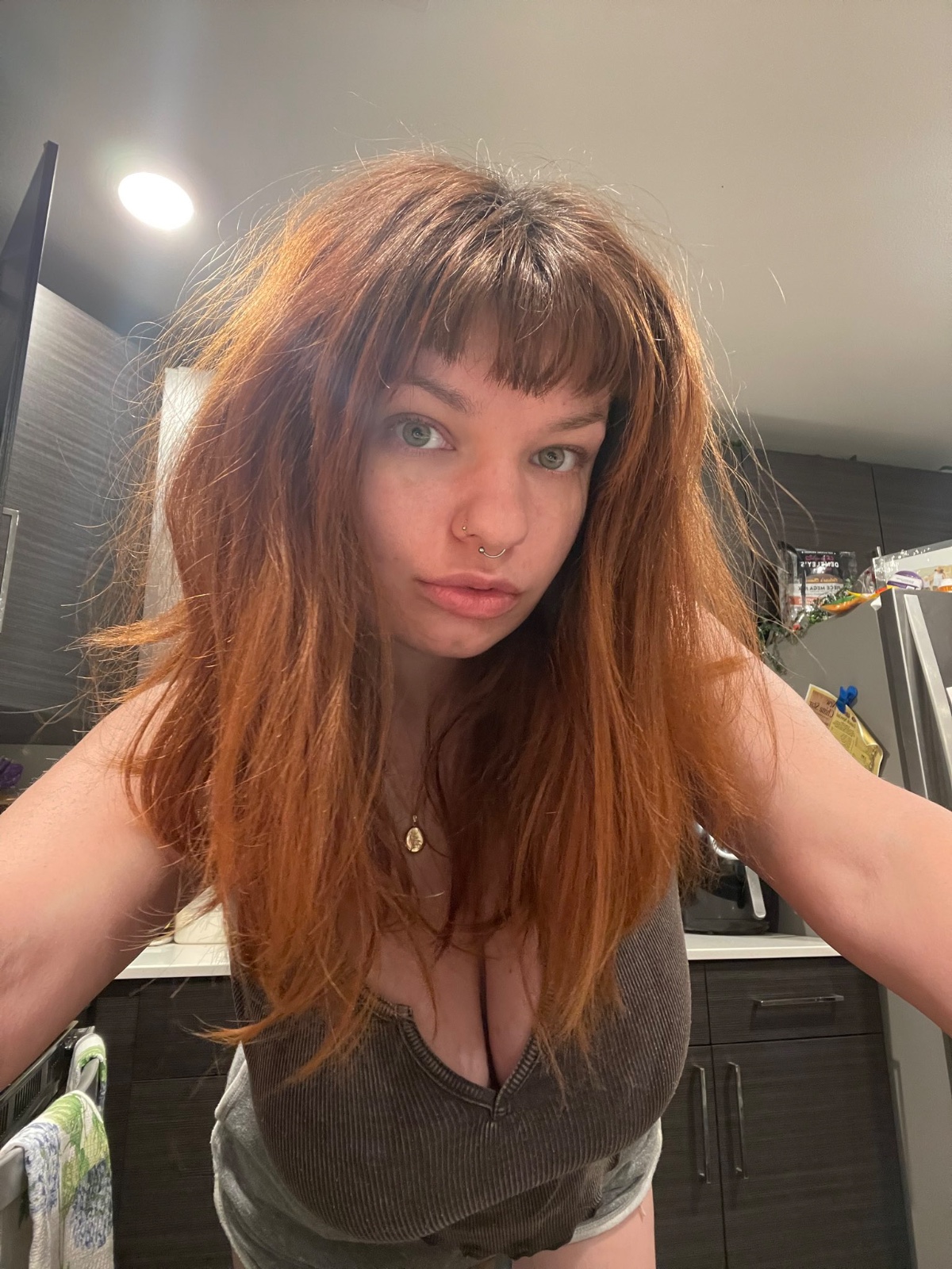 Bored and horny ???