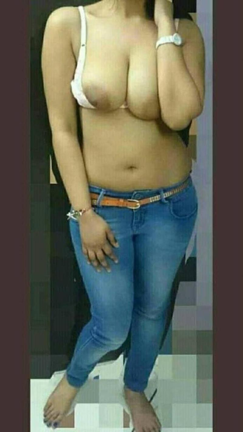 Call Girls in Chirag Enclave +91-9958018831 Independent Escort In Delhi,NCR