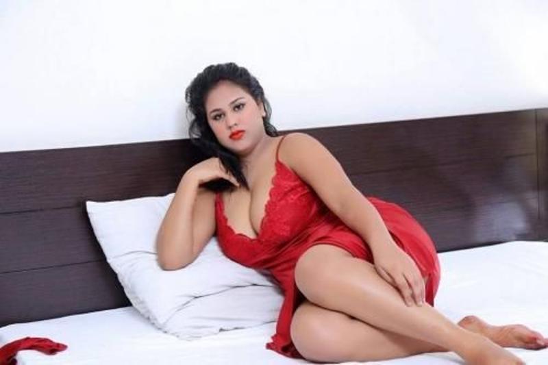 +91-9958018831 Low Rate Call Girls Service In Lajpat Nagar, Delhi