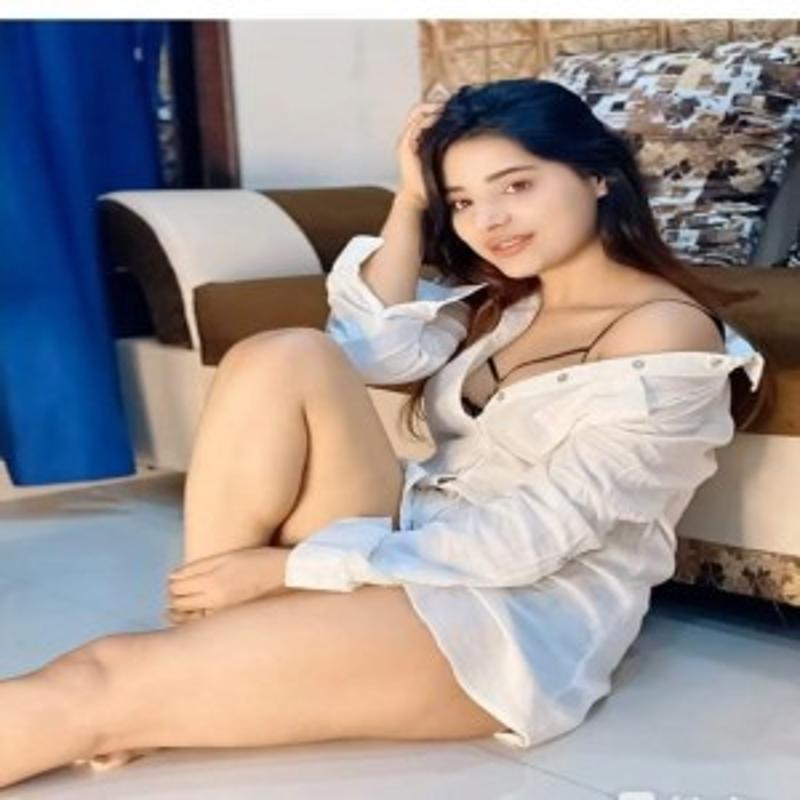 Hot Call Girls In Sector- 40 Noida 9990411176 Russian, EscorT At Delhi NCR