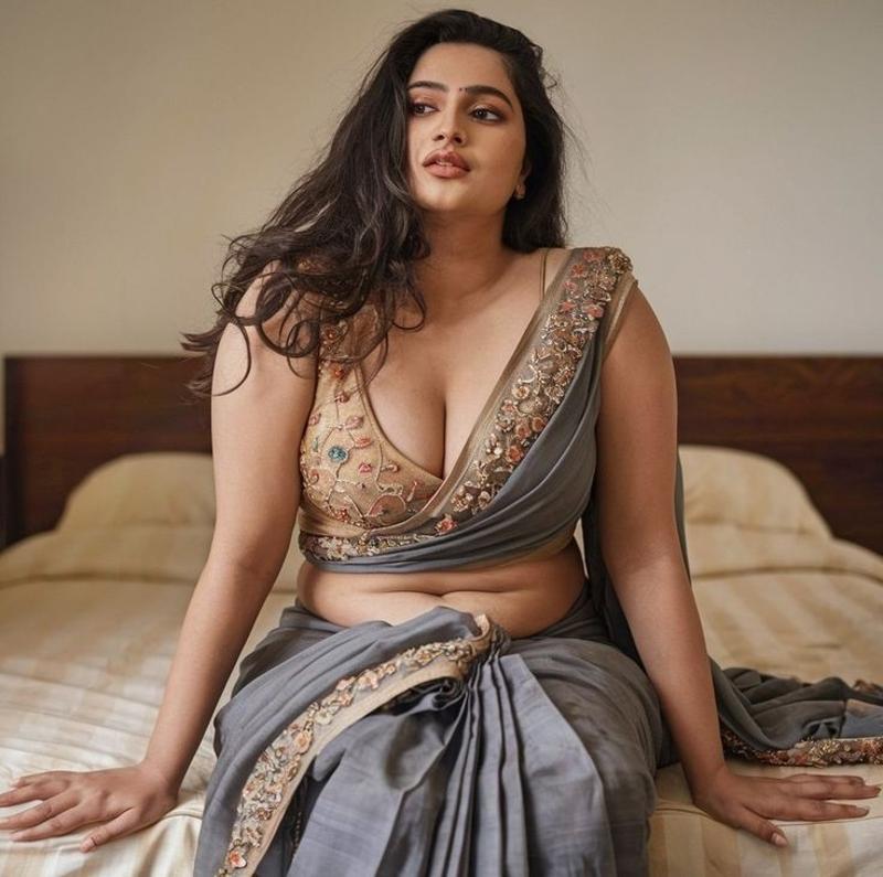Hauz Khas Call Girls Service — (9599632723) Call Girl