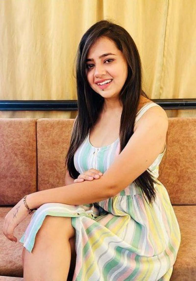 Call Girls In Golden Tulip, Sector 29, Gurugram 9990224454 Female