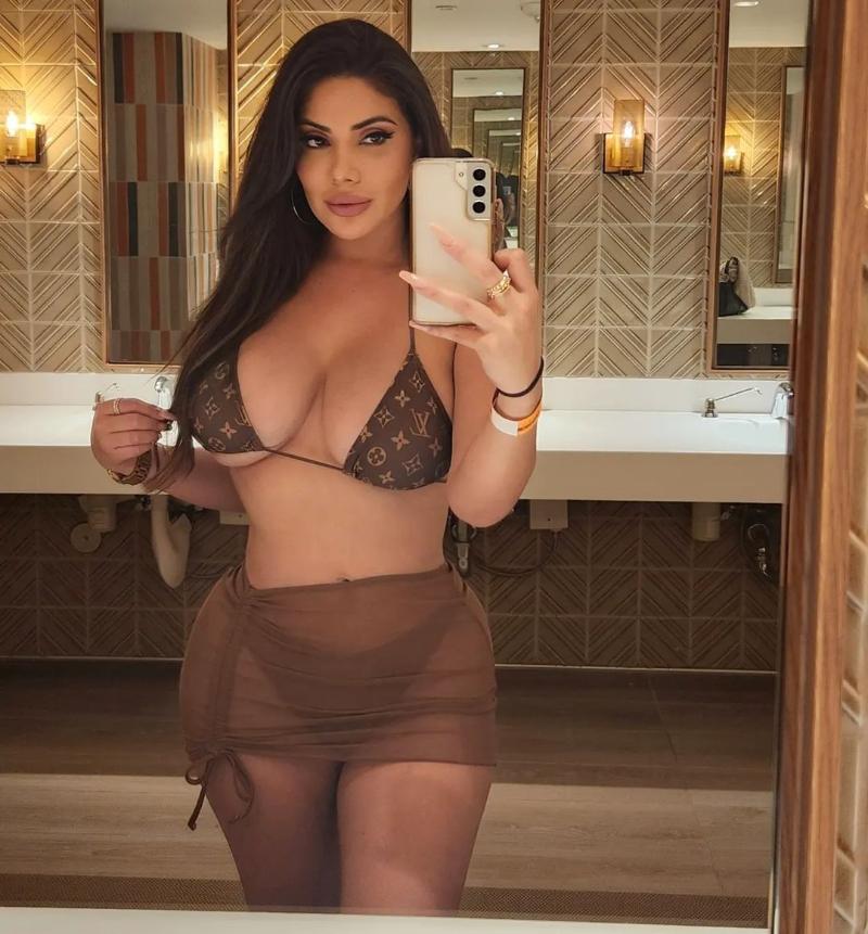@9958659377 Model Town Call Girls - Book Call Girls Anytime
