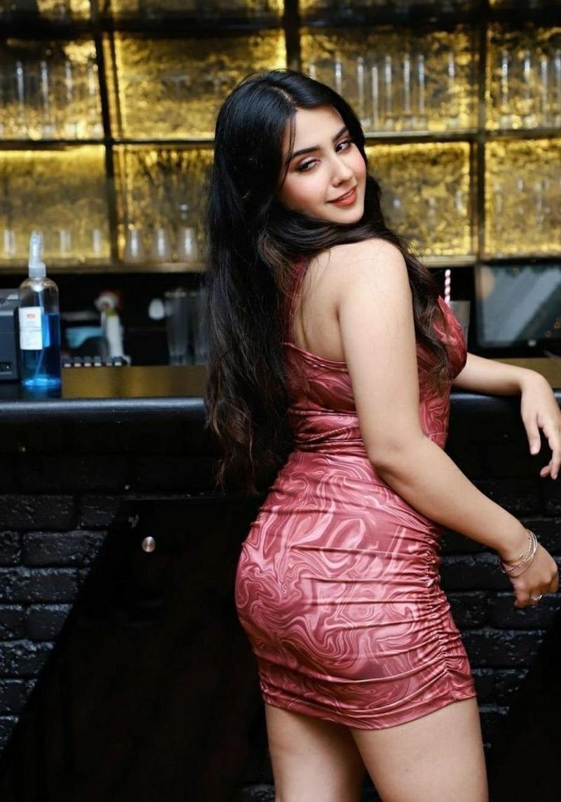 Call Girls Service From Sector 68 Noida 9818099198 ⊹Escorts 100% Verified