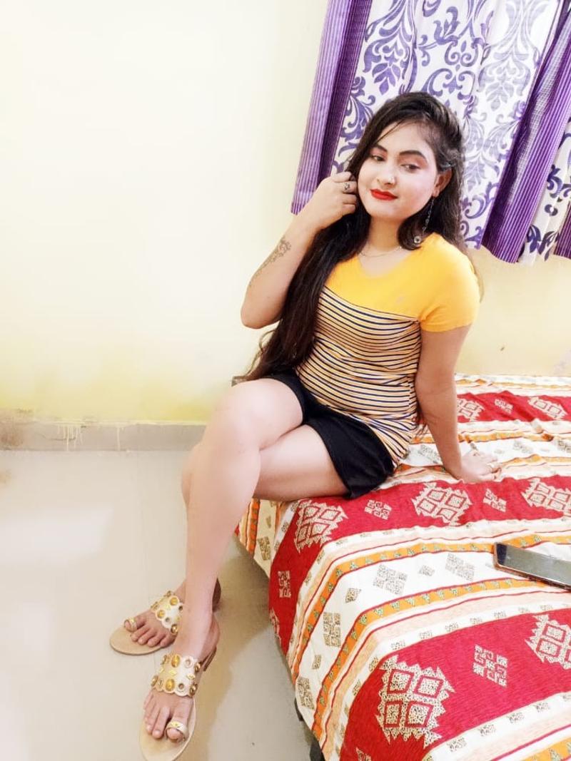 Call Girls In Mukherjee Nagar Delhi 24X7 9958O18831