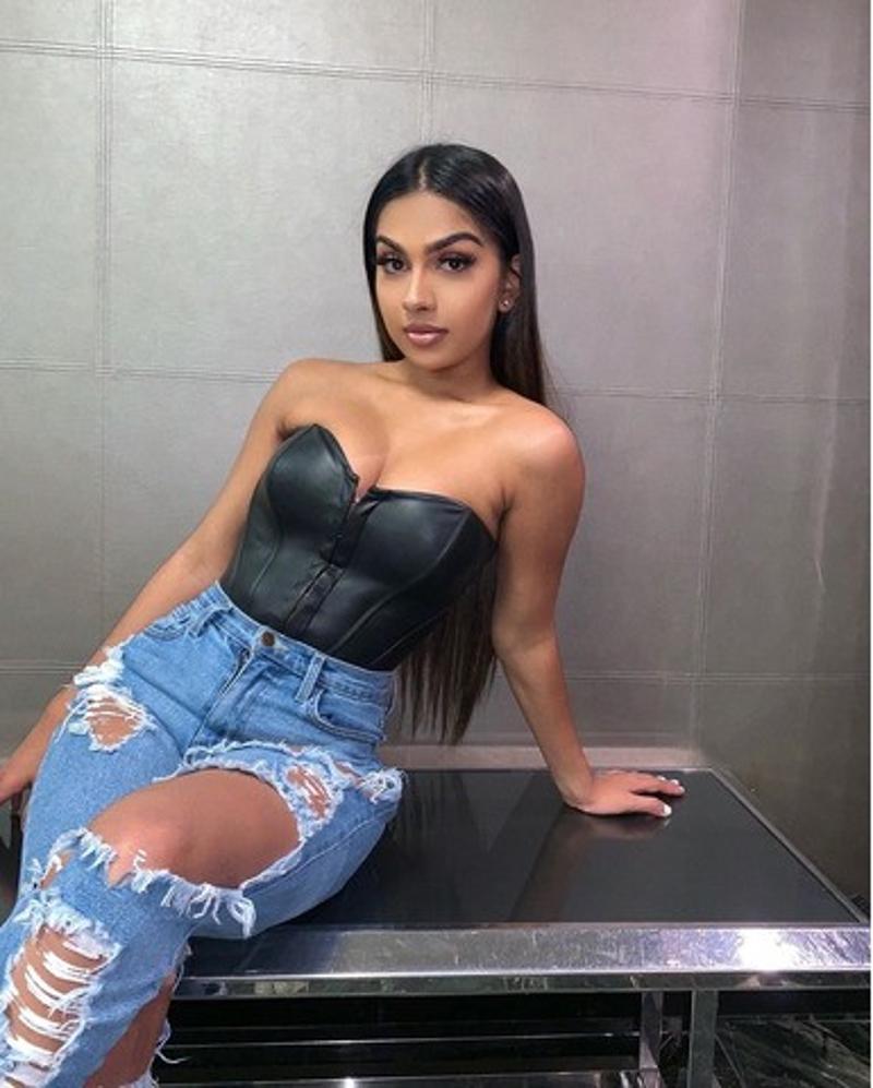 Escort Service in Safdarjung Enclave Call Now (9599632723)