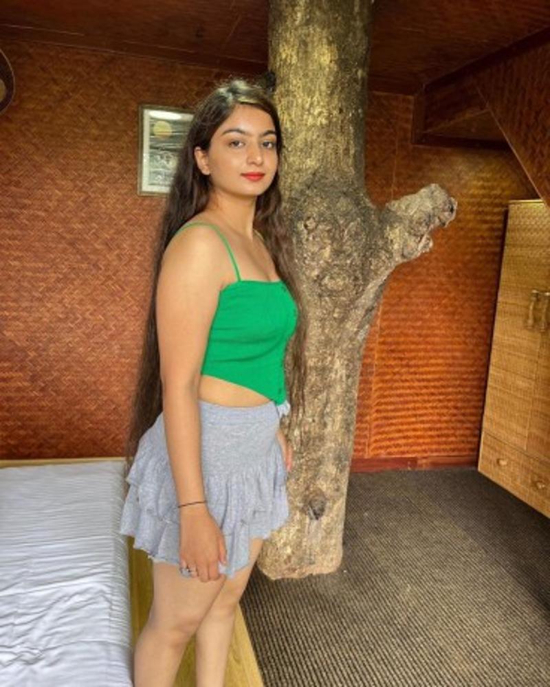 Low Rate Call Girls in Delhi Akshardham 9582086666 Home Delivery NCR