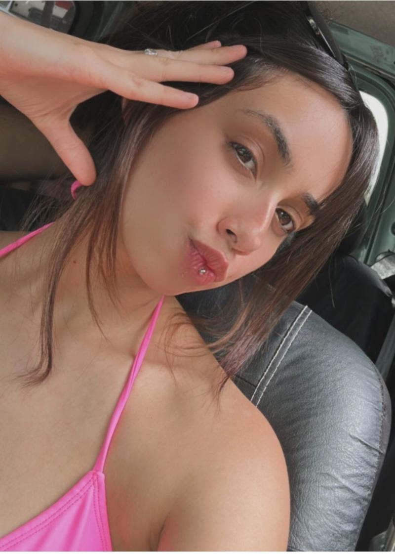 I’m hot and ready to be fucked😋🍆🍑I offer different styles anal included 💋😘