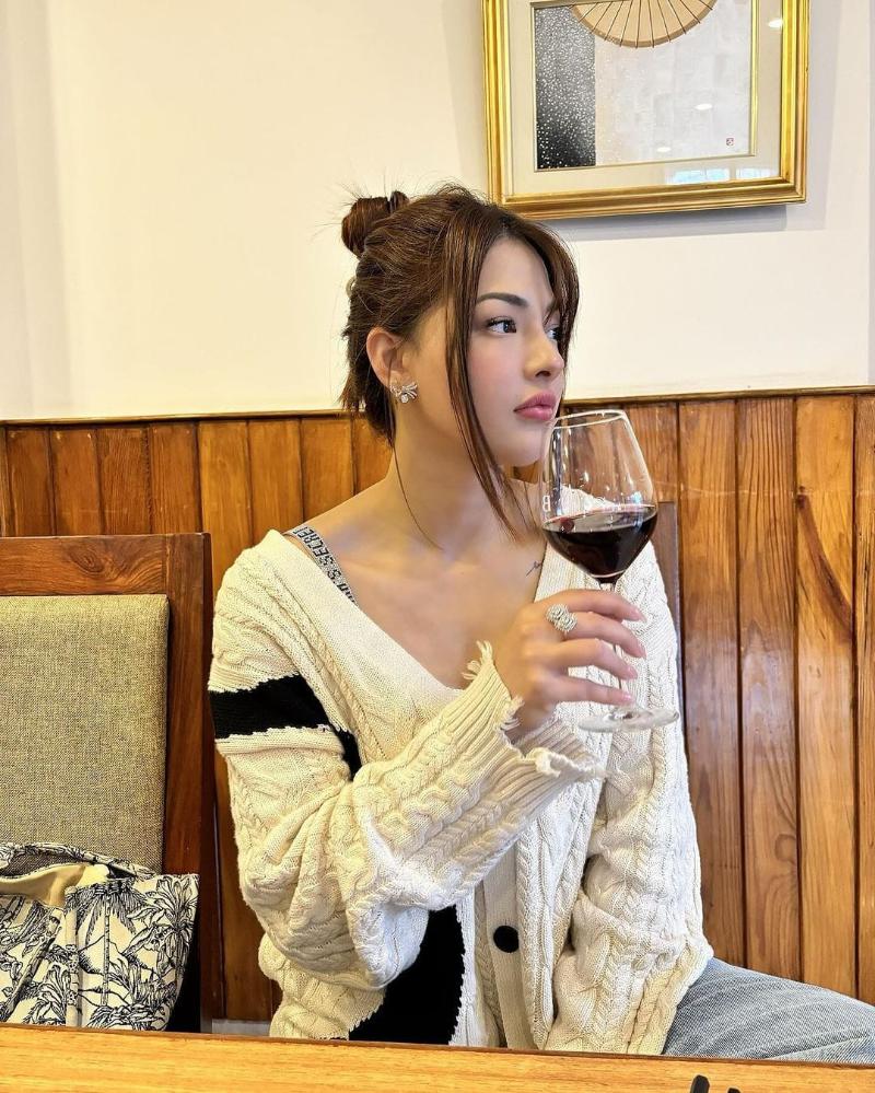 Offering✔️Call Girls In Sector-18 Noida 9953058451 at Cheap Rates