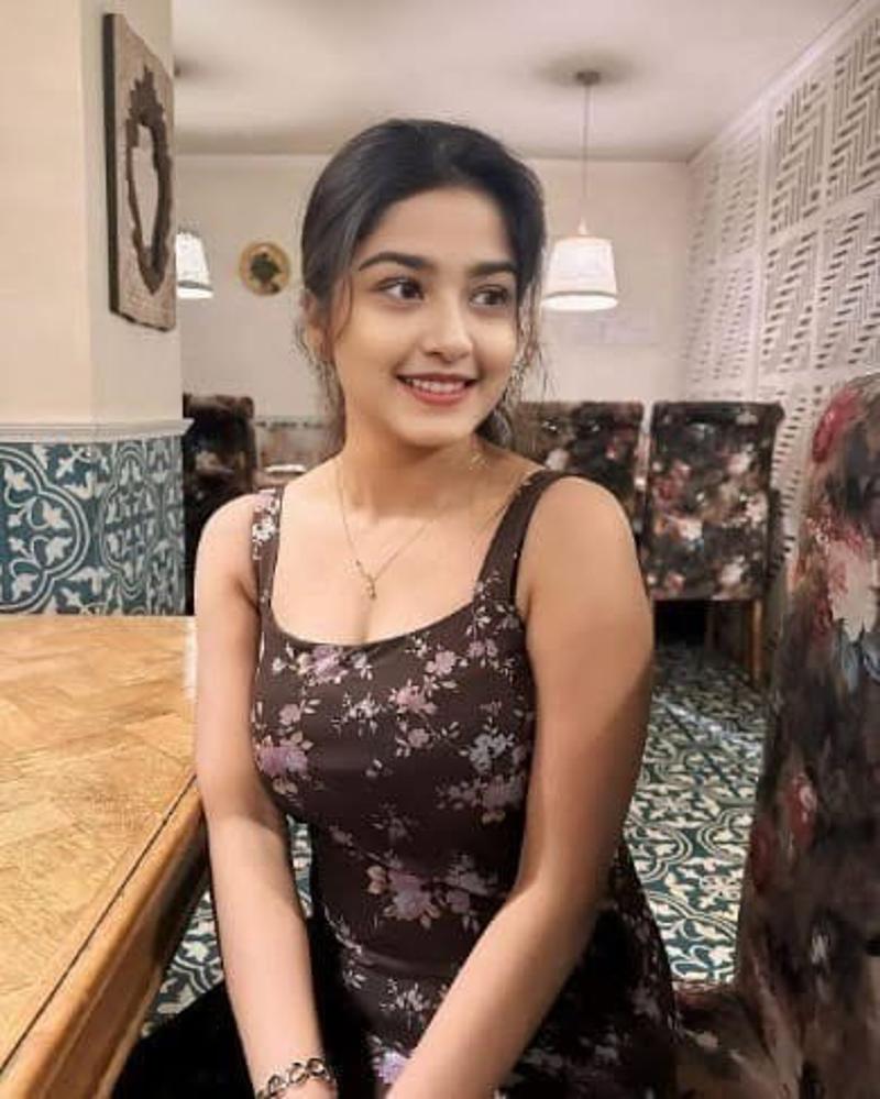 Call Girls in The Lalit New Delhi 9773824855 Escort Service 24/7 Delhi NCR
