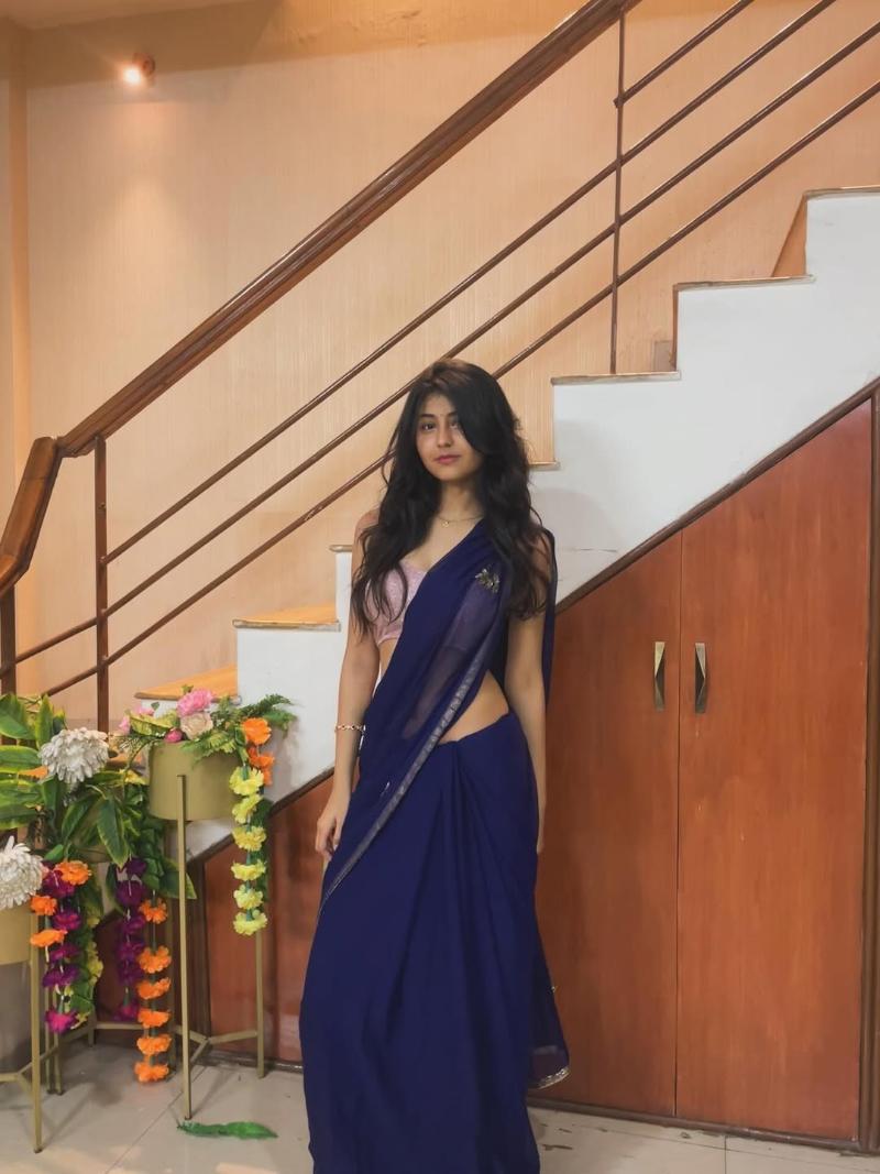 Call Girl in S.T. Road Delhi NCR Escort Services Call 9711800081