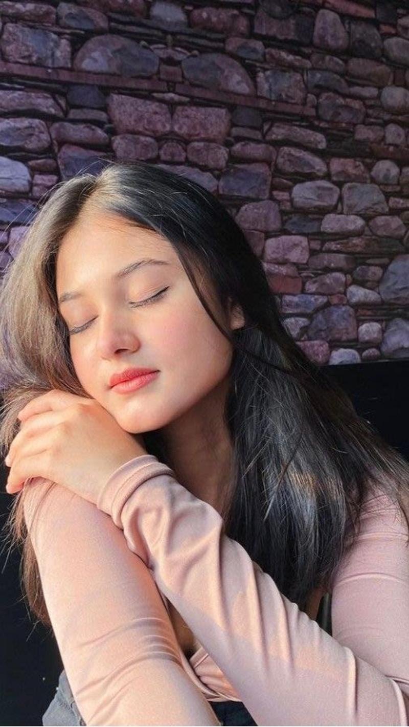 ꧁ ୨ Call Girls In Rohini Sector 21 ❀9711800081❀ Escorts Service Delhi NCR ୧꧂