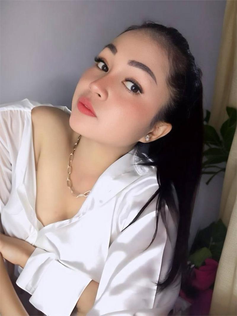 Top~ Call Girls In Greater Kailash I~ 92171~48607 EscortS~ServiCe In Delhi~NCR/