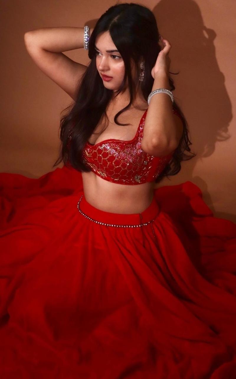 Call girls in Lado Sarai 9953189442 Female Escorts _ Book Now