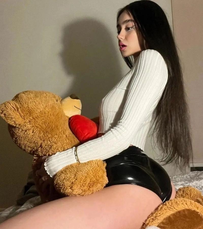 Call girls in Moolchand 9953189442 Female Escorts _ Book Now