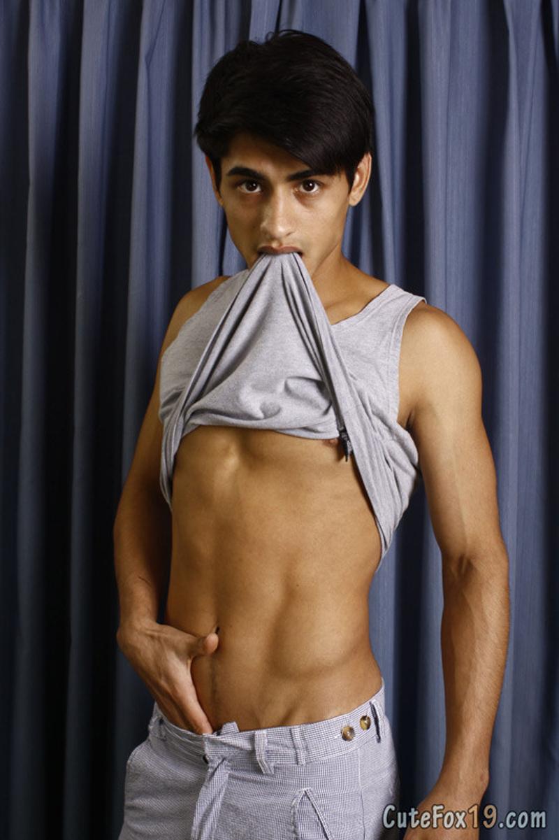 Delhi NCR, 110035: Male Escorts Banti 09872173717 Rich Royal Massage ?