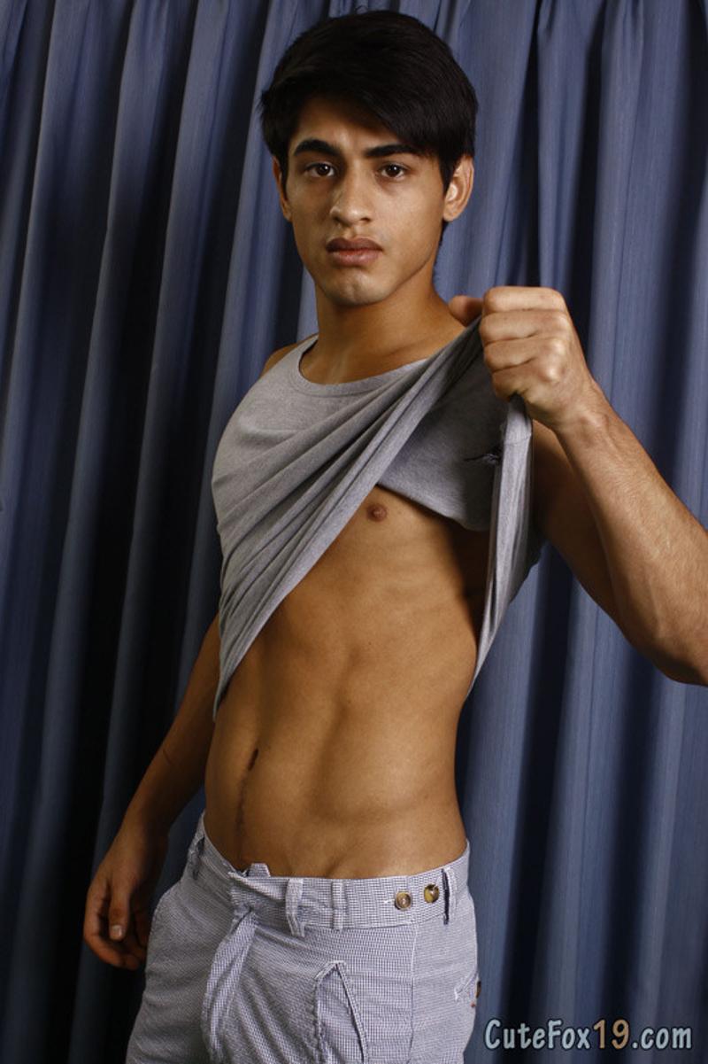 Delhi 110075: Call~Boy 24/Hour Full Body Massage At Home 09872173717 Mobile No,?