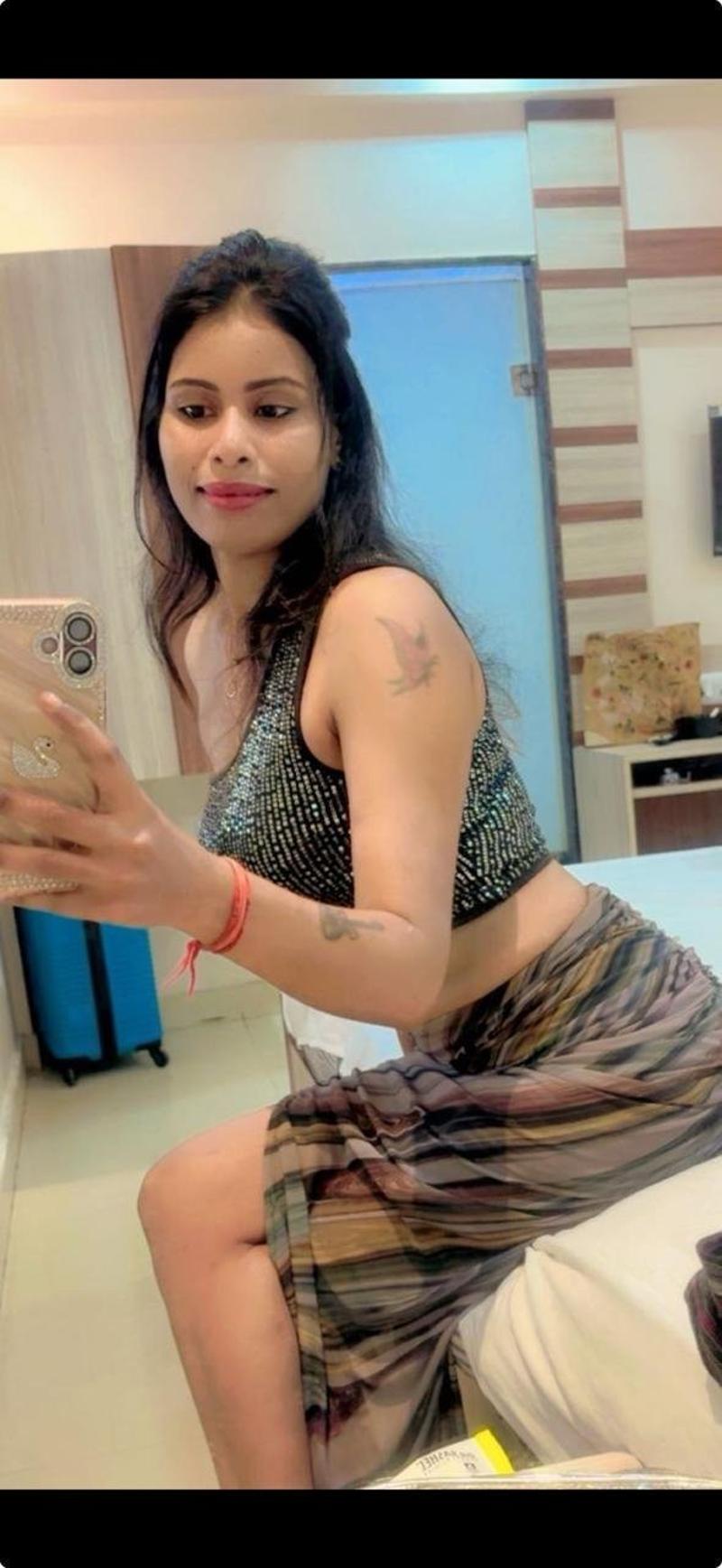 Call Girls in Noida ,Escort Service Noida  9643077921