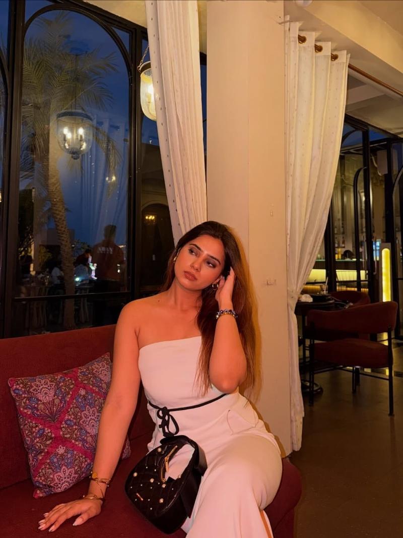 Call Girls  In Saket 9953706848 in-out-call Cash