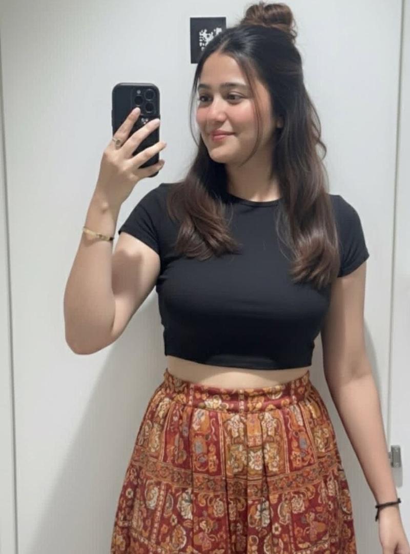Call girls in Sector 90 Noida 9990233396 Escorts service