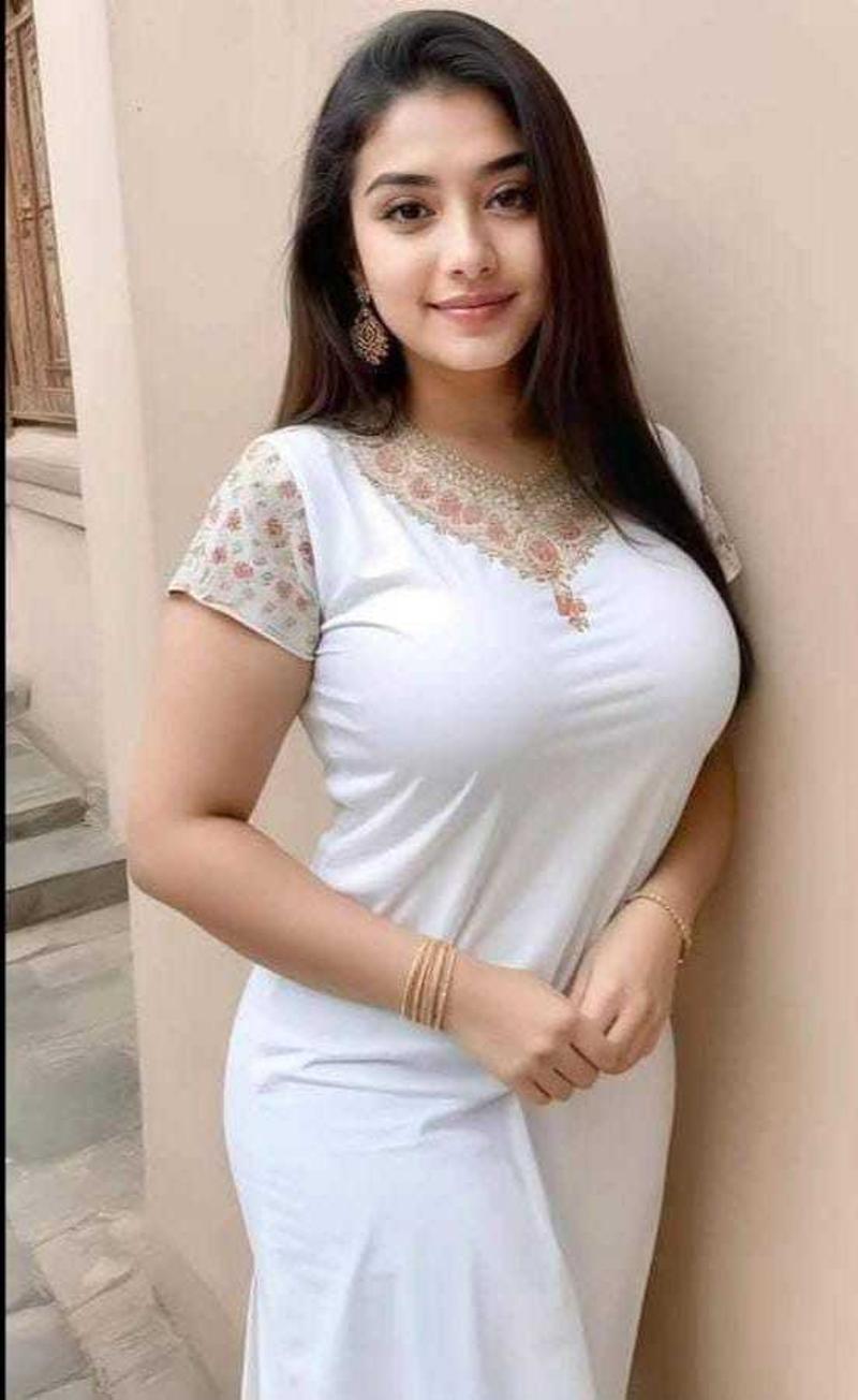 Call Girls in Noida Gaur City Mall 👍♻️trusted 💟彡9958018831彡💟
