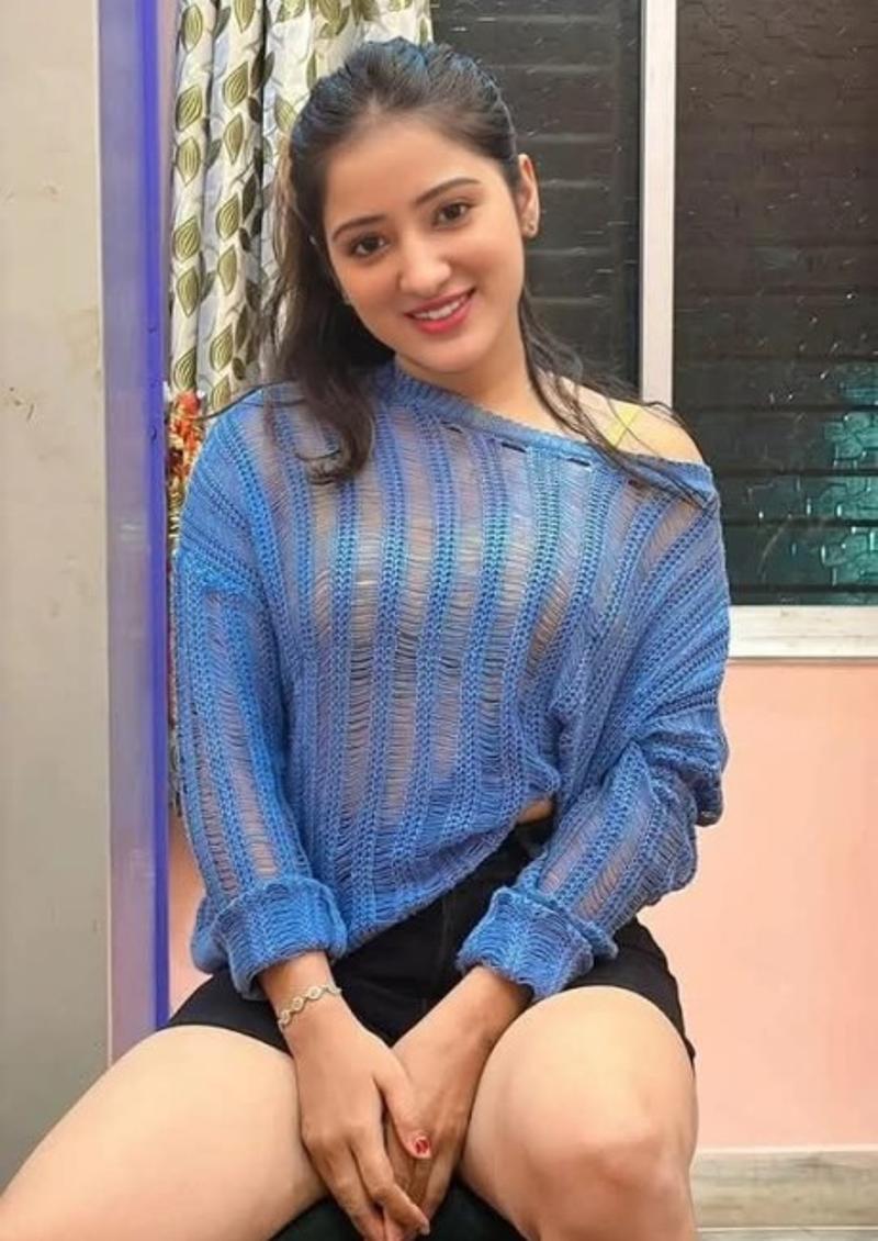 9319099832 Call Girls Safdarjung Enclave 100% verified Escort Service