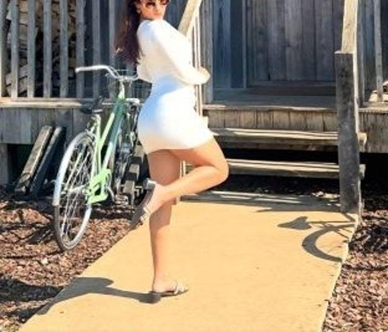 Delhi:999O327884 Low Price Call Girls In Gulmohar Park Delhi Escort