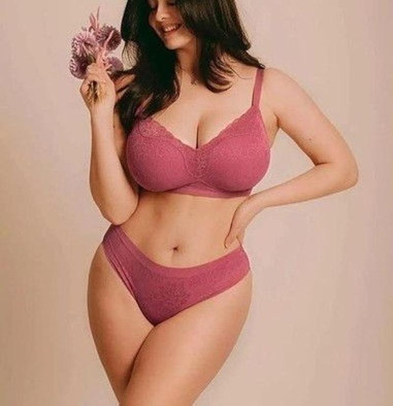 Delhi:999O327884 Low Price Call Girls In Masoodpur Delhi Escort