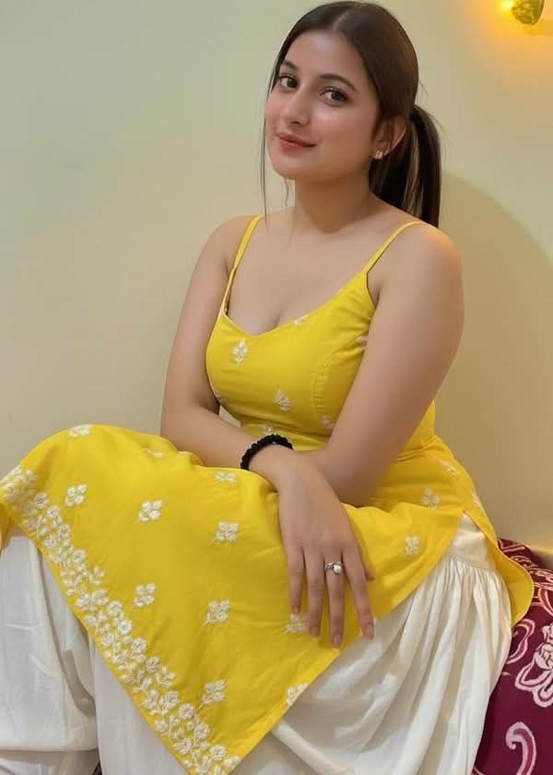 Call Girls In Wave City Ghaziabad 9990233396 Escort Service 24/7 NCR
