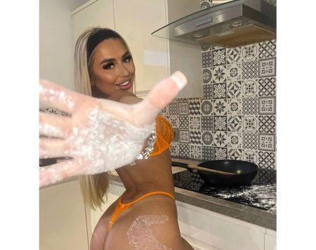  Catarina?Brazilian?Party girl ??