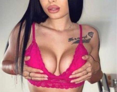  Emma ❤️?? naughty girl ?