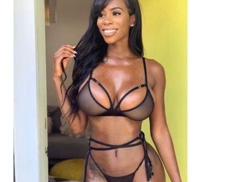  New in town ?sexy latina???
