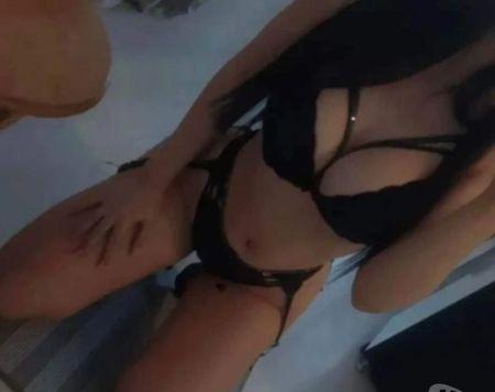  ?Sexy Brunette? Party GIRL x call me Babe x