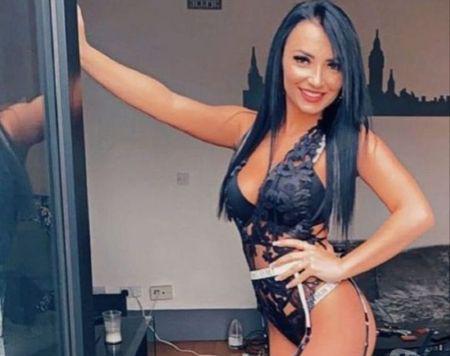  ?I I'm new in town ? I am very hot?